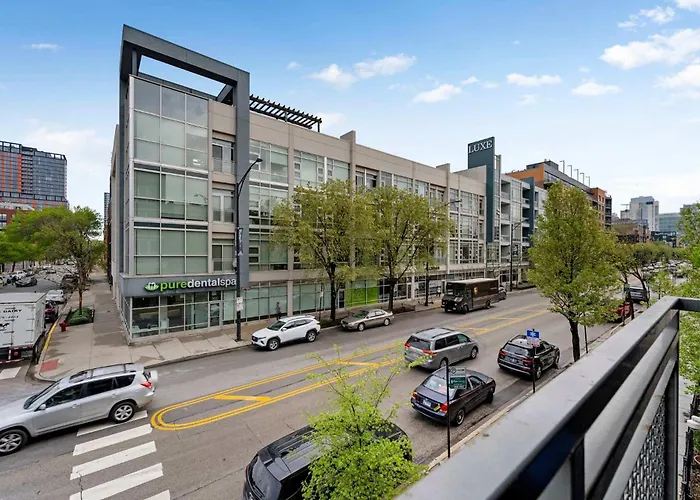 Apartment 1 Free Parking Gym Balcony Sleeps 10